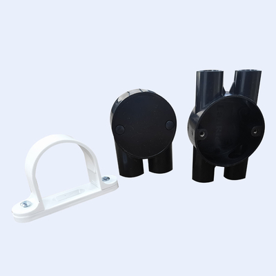 Białe siodełko ze śrubą M4 do rurki upvc 20MM 38MM 32MM dostawca