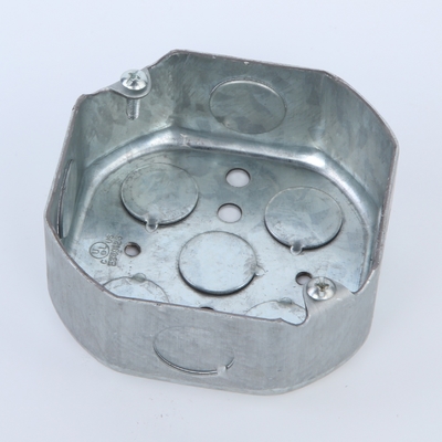Prefabrykowana osłona skrzynki elektrycznej z certyfikatem UL z wytłoczeniami 1/2 &quot;3/4&quot; dostawca